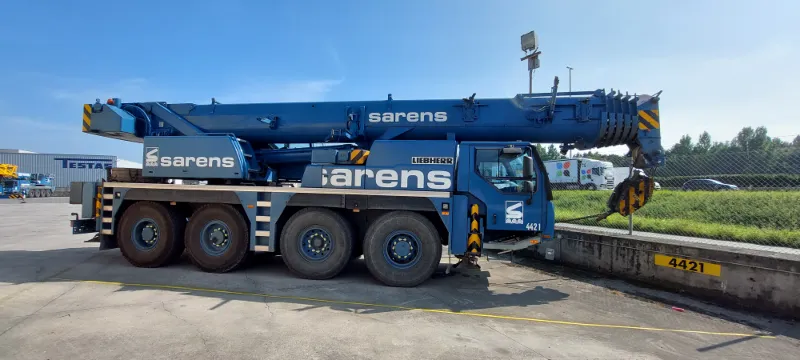 Liebherr LTM 1070-4.1 (4421)