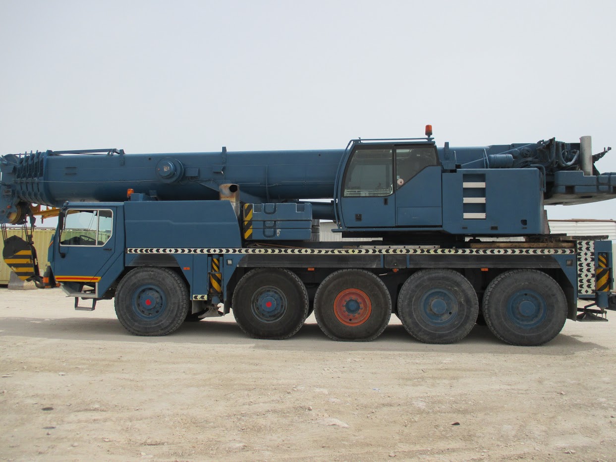 Liebherr LTM 100-2 (8641)